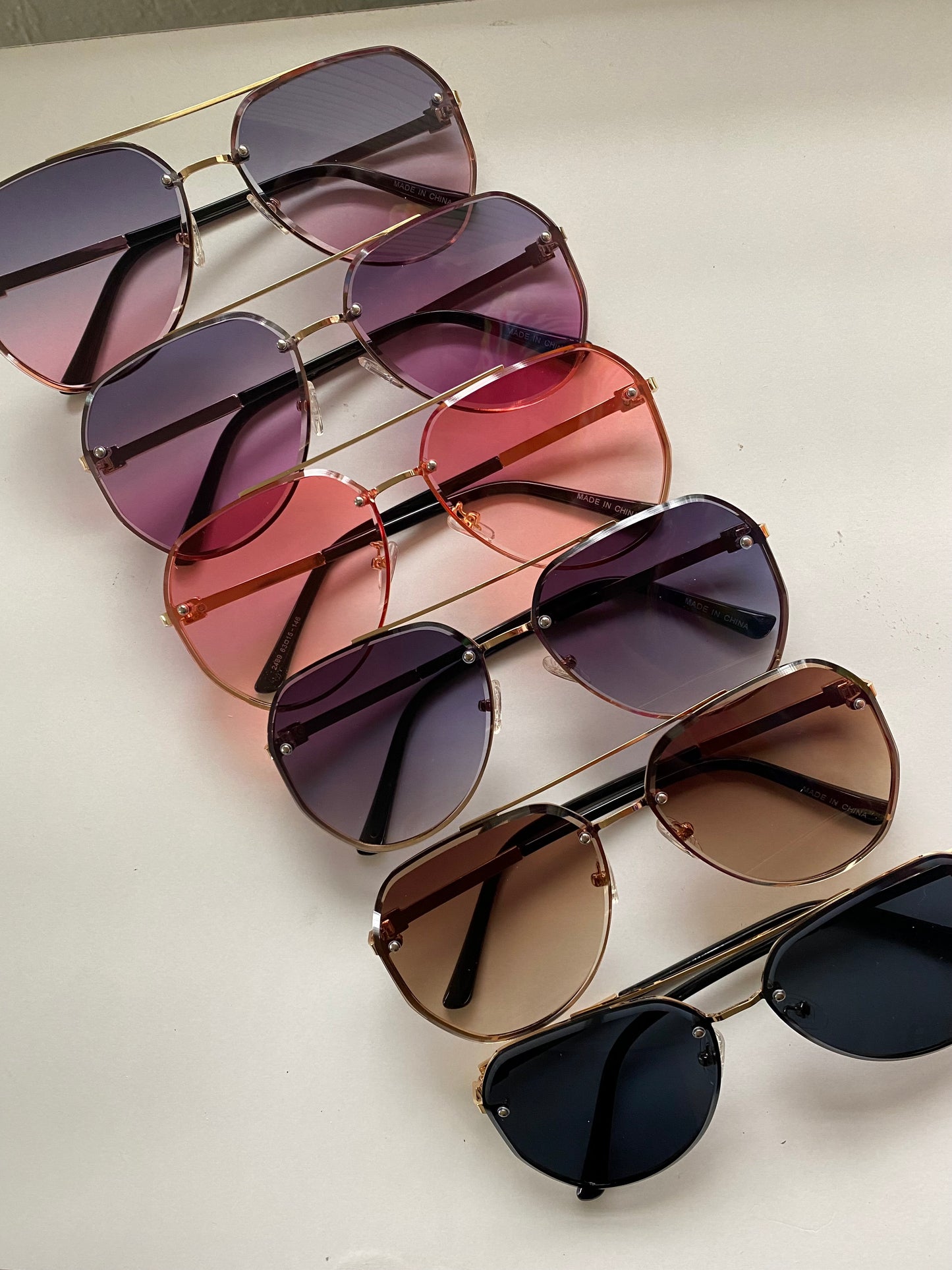 Glamorous Sunglasses -Black to Pink